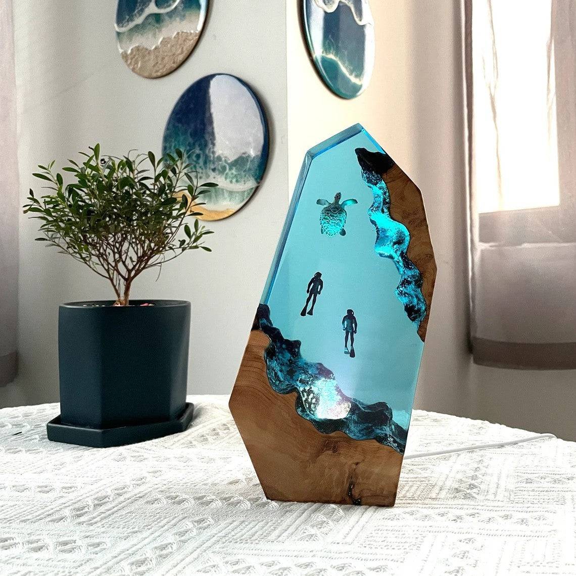 Sea Turtle Couple Diver Night Light Resin Night Light - OPICRAFT