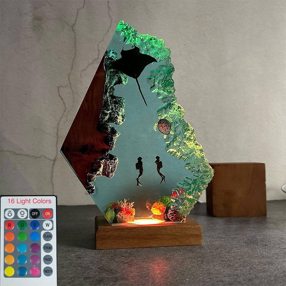 HOT SALE❗Manta Rays and Couple Diver Resin Night Light - OPICRAFT
