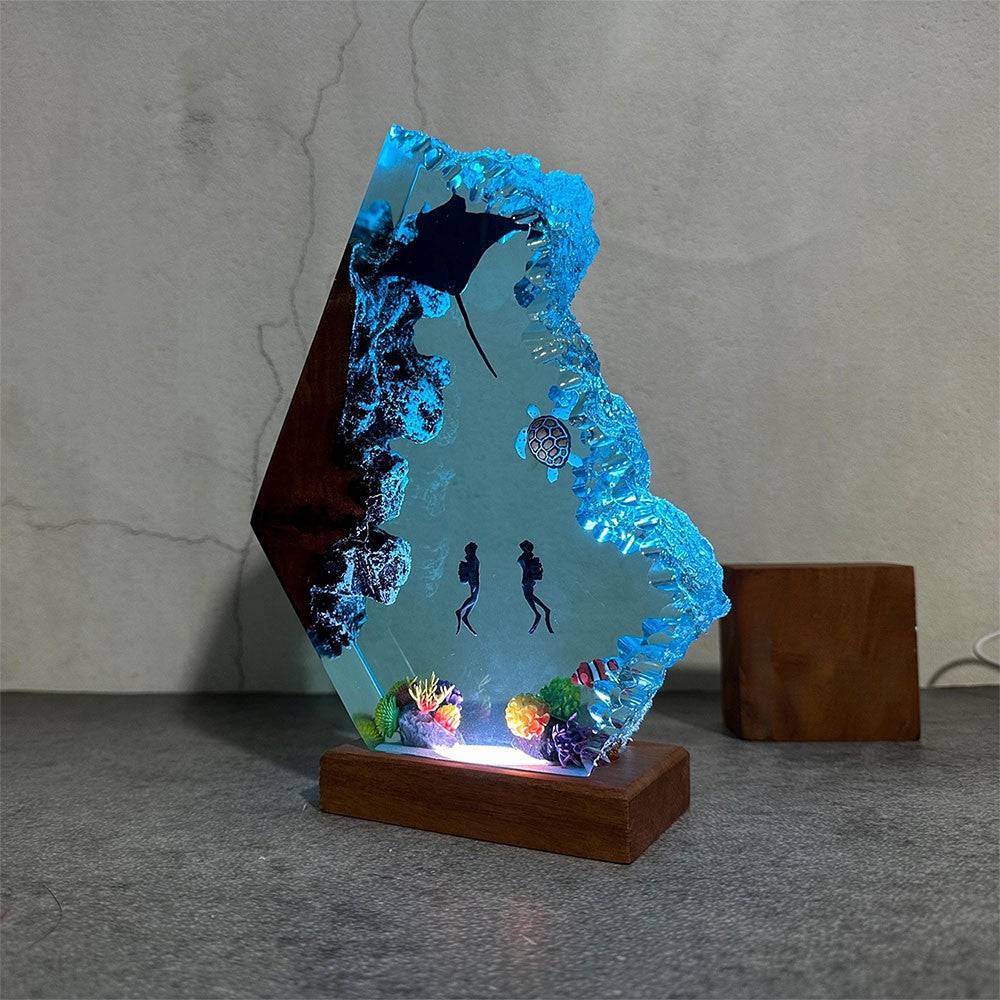 HOT SALE❗Manta Rays and Couple Diver Resin Night Light - OPICRAFT