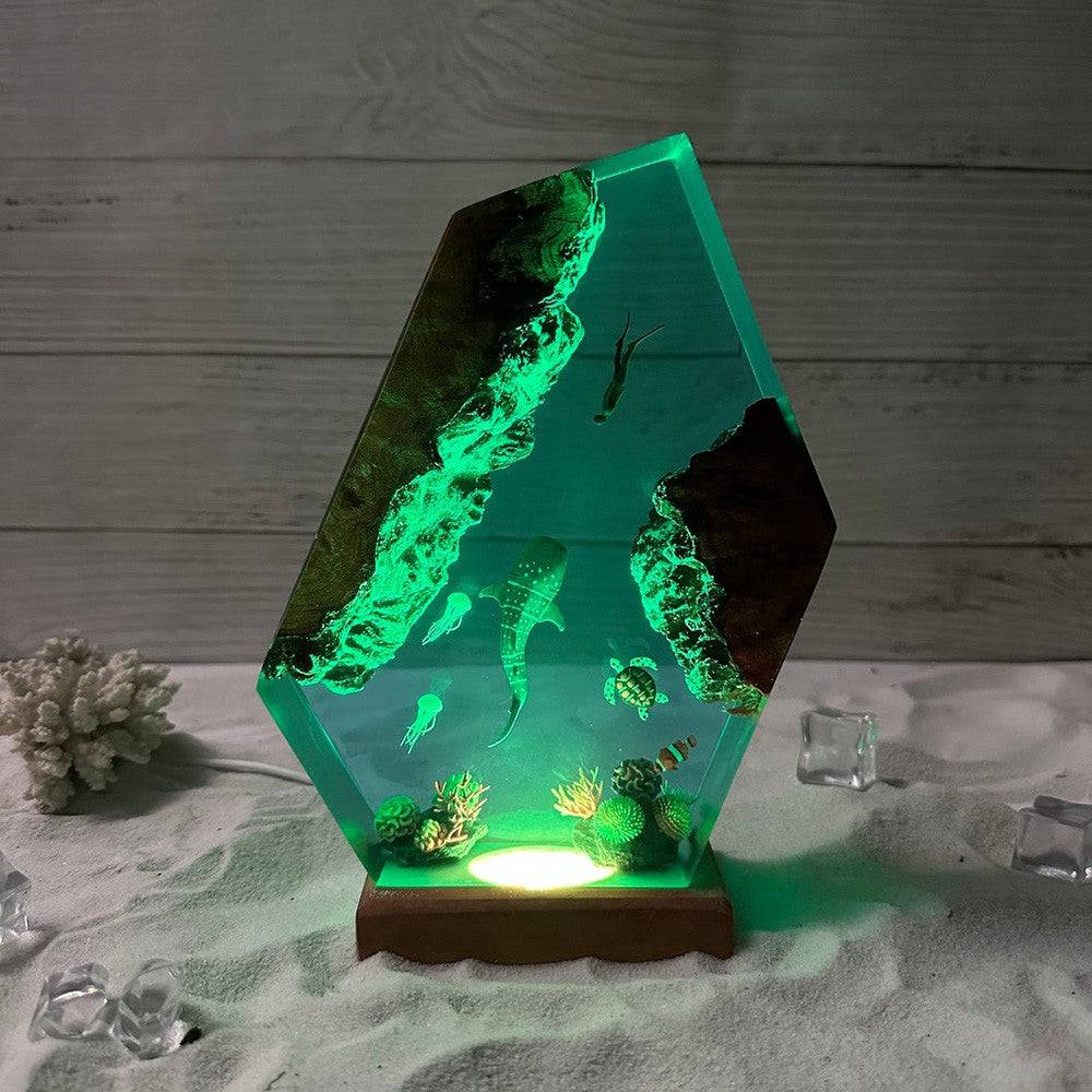 HOT SELL❗❗ Whale shark and Diver Resin Night Light - OPICRAFT