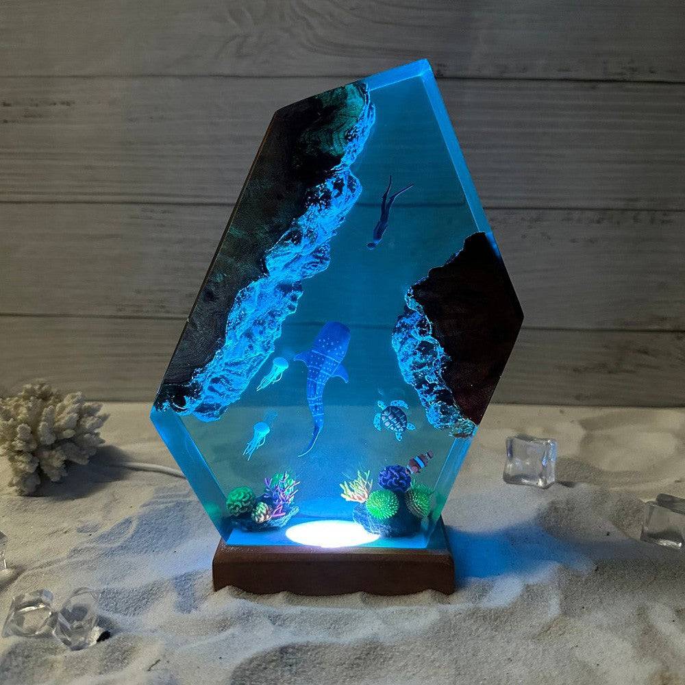 HOT SELL❗❗ Whale shark and Diver Resin Night Light - OPICRAFT