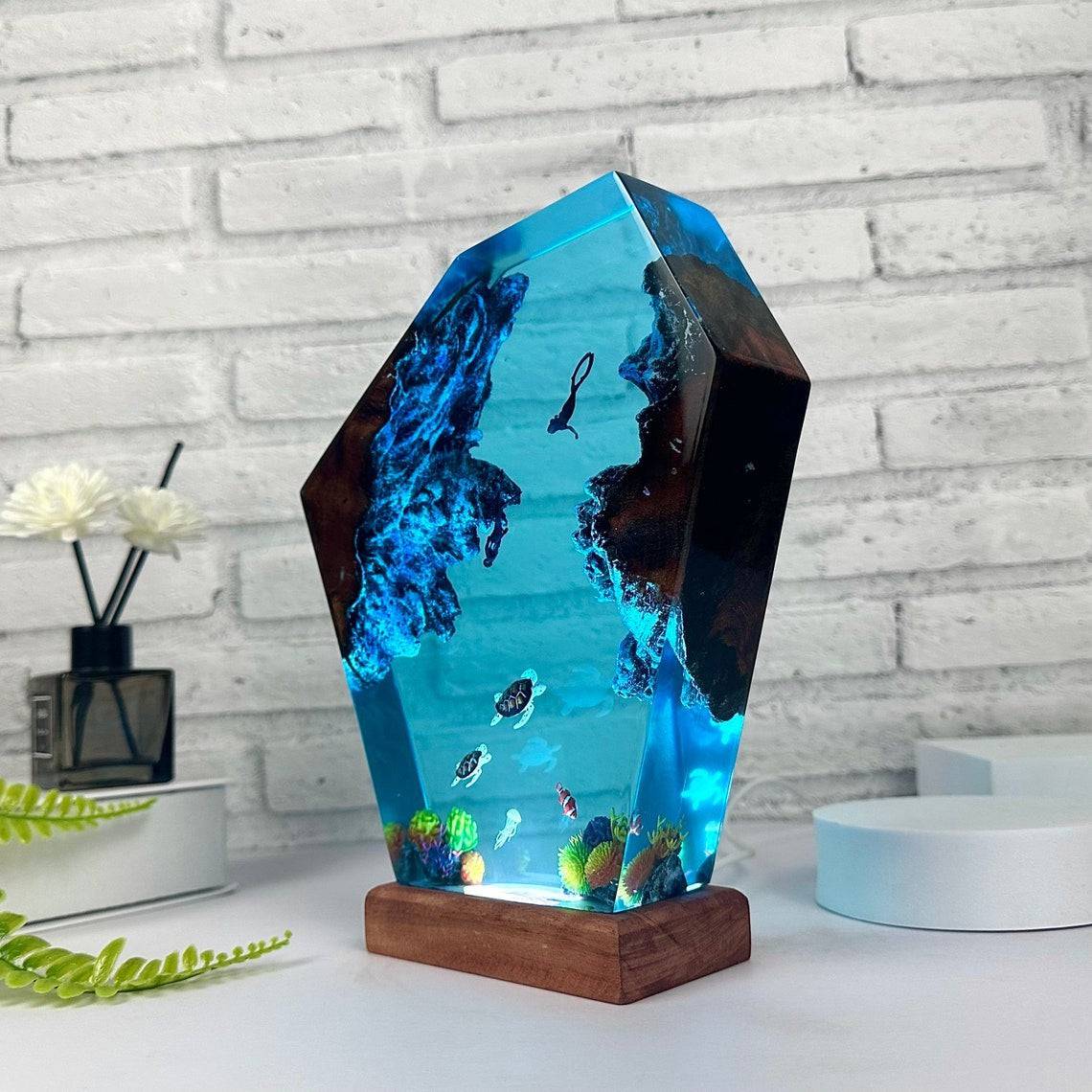Daddy/Mother Turtle and Baby Turtle Resin Night Light - OPICRAFT