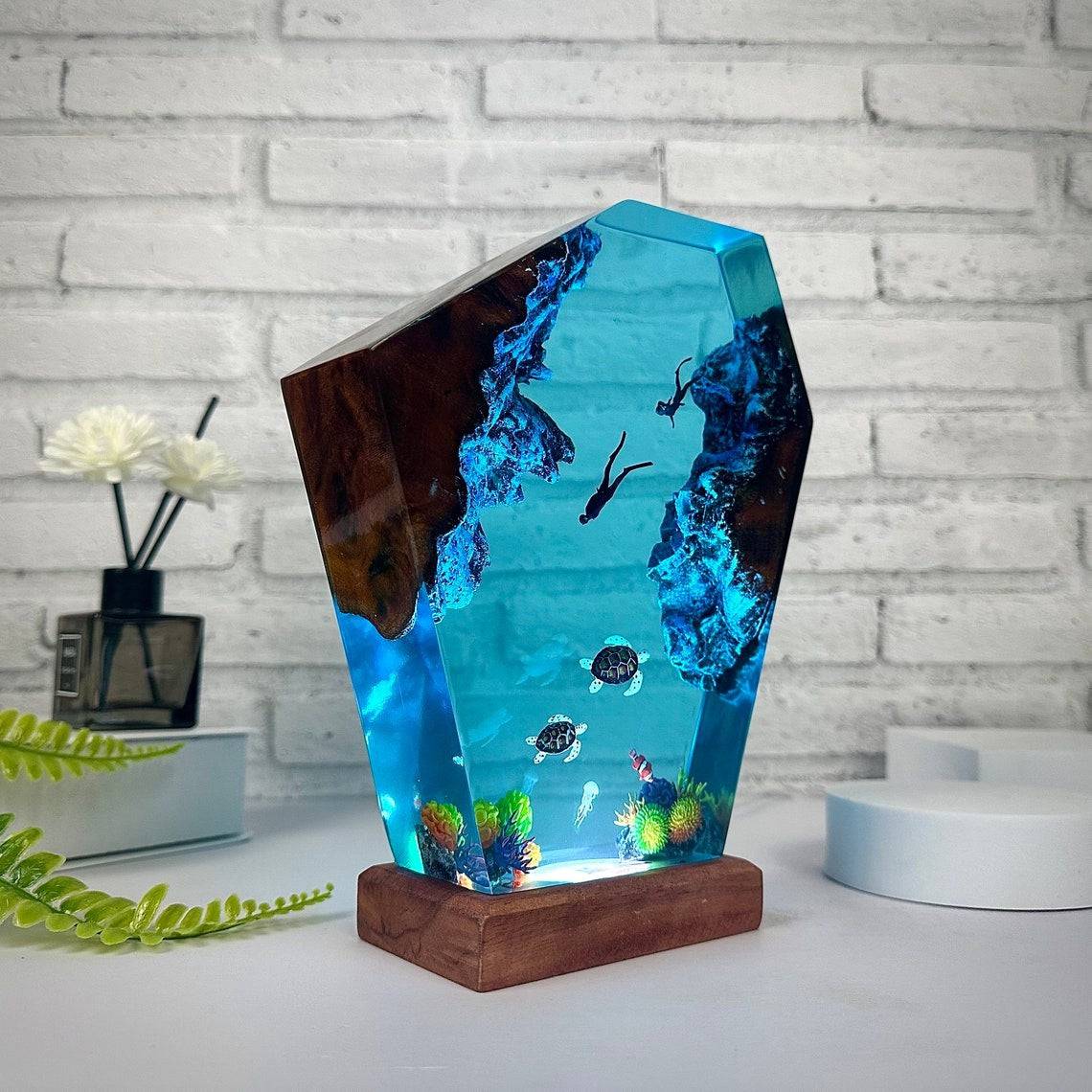 Daddy/Mother Turtle and Baby Turtle Resin Night Light - OPICRAFT