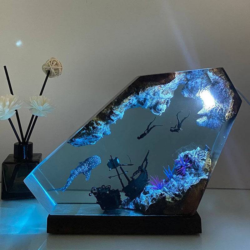 HOT SALE❗Whale shark and Couple Diver Resin Night Light - OPICRAFT