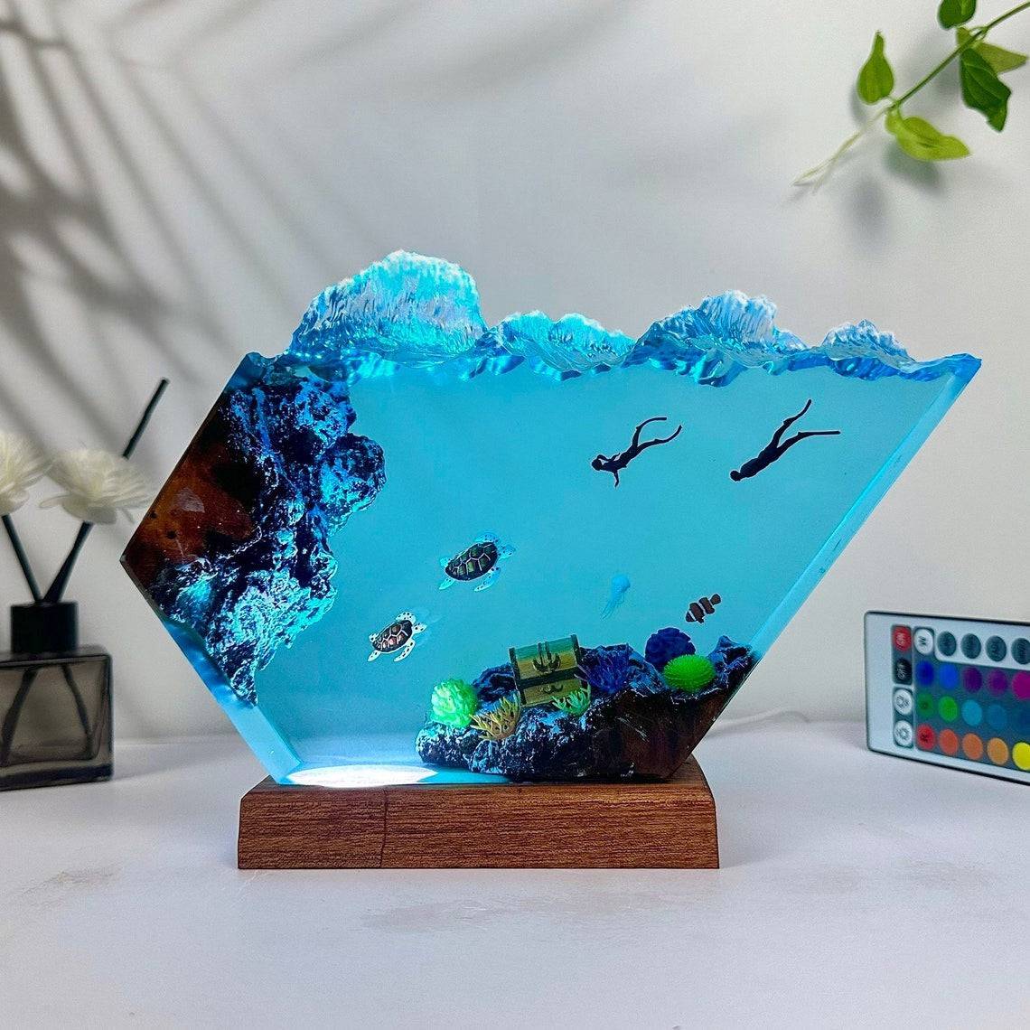 Sea Turtle and Couple Diver Resin Night Light - OPICRAFT