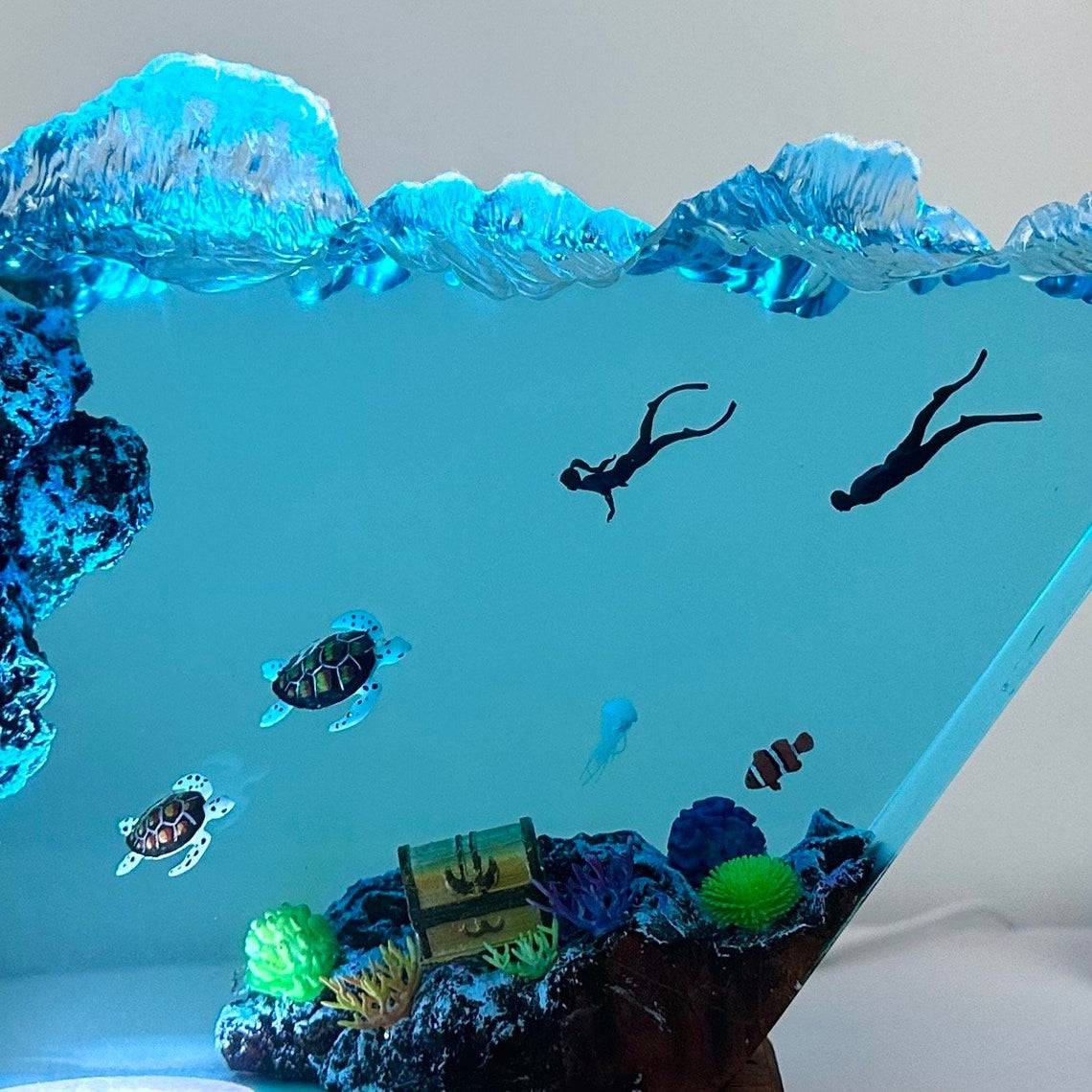 Sea Turtle and Couple Diver Resin Night Light - OPICRAFT