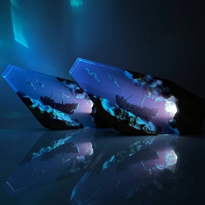 Divers Explore Shipwreck Resin Night Light Resin Wood Lamp Blue Ocean Miniature - OPICRAFT