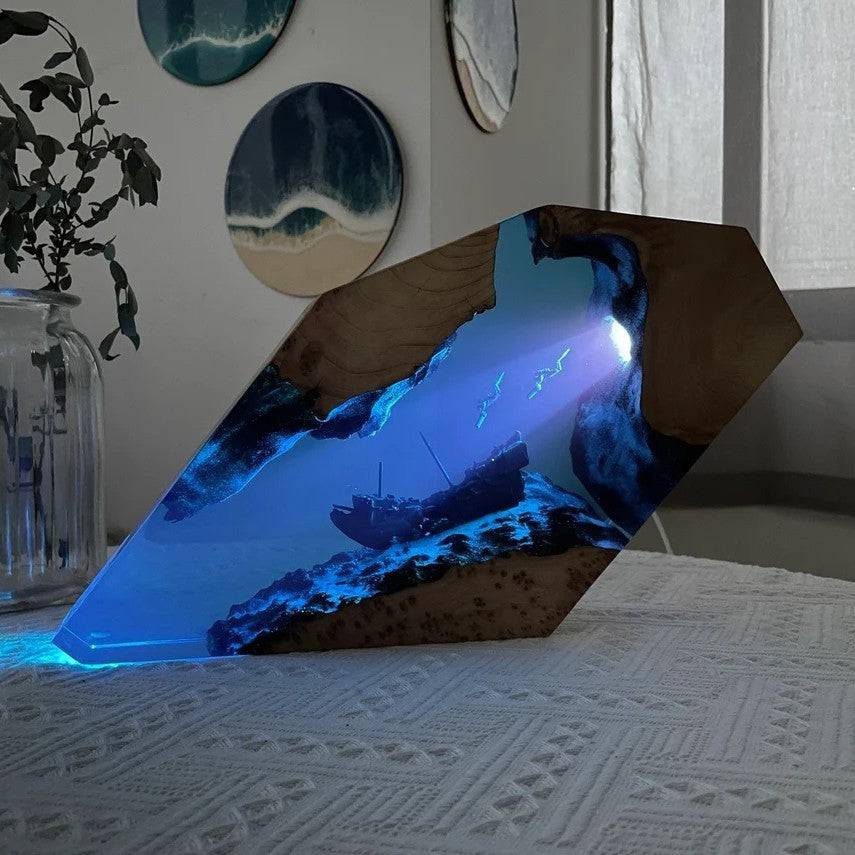 Divers Explore Shipwreck Resin Night Light Resin Wood Lamp Blue Ocean Miniature - OPICRAFT
