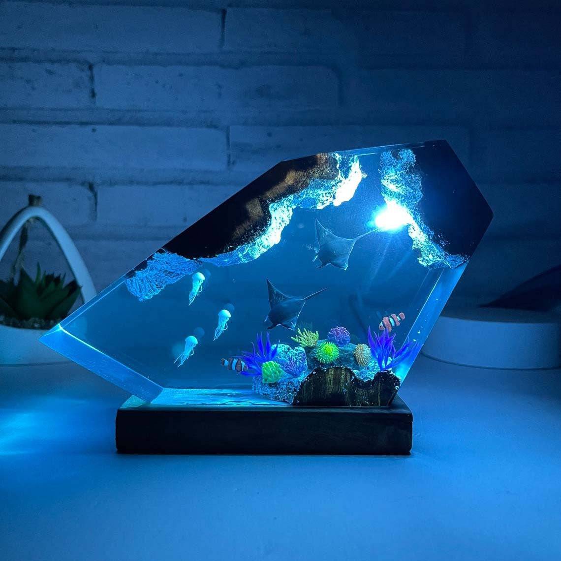 Mother and Baby Manta Rays Epoxy and Wooden Resin Night Light - OPICRAFT 