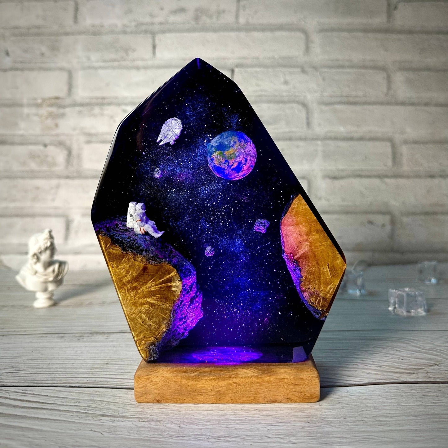 Interstellar Epoxy Lamp 2(SGR) - OPICRAFT 