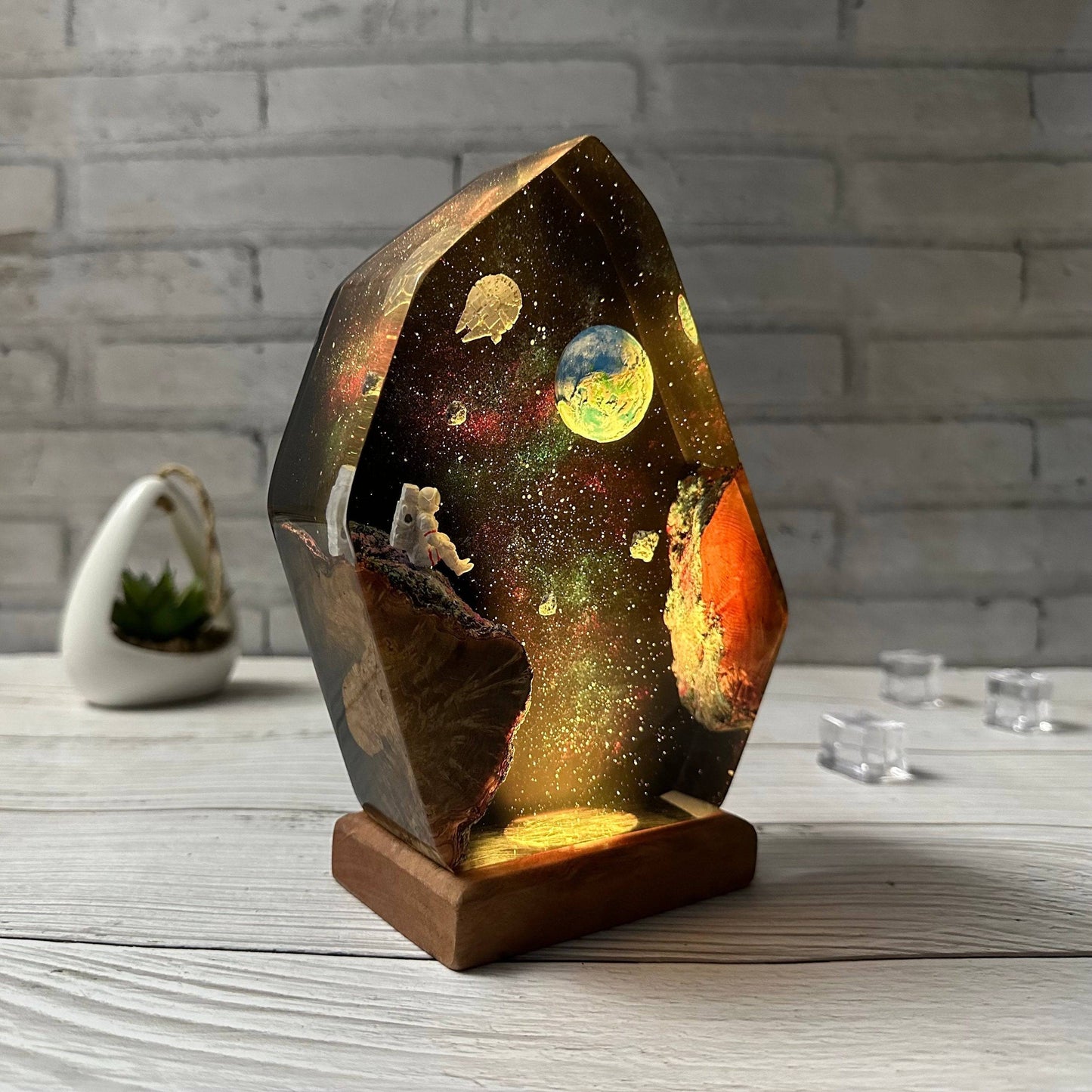 Interstellar Epoxy Lamp 2(SGR) - OPICRAFT 